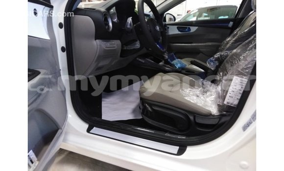 Buy Import Kia Cerato White Car in Import - Dubai in Ayeyarwady Buy Import Kia Cerato White Car in Import - Dubai in Ayeyarwady