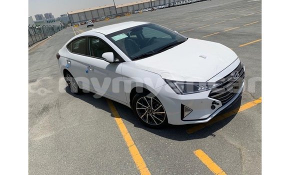 Buy Import Hyundai Elantra White Car in Import - Dubai in Ayeyarwady Buy Import Hyundai Elantra White Car in Import - Dubai in Ayeyarwady