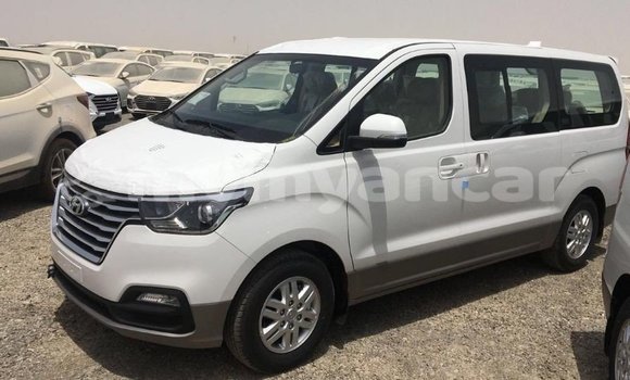 Buy Import Hyundai Accent White Car in Import - Dubai in Ayeyarwady Buy Import Hyundai Accent White Car in Import - Dubai in Ayeyarwady