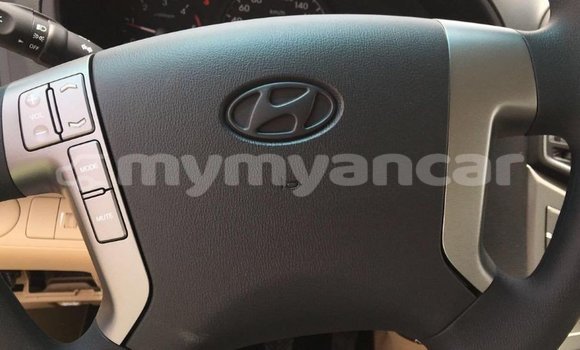 Buy Import Hyundai Accent White Car in Import - Dubai in Ayeyarwady Buy Import Hyundai Accent White Car in Import - Dubai in Ayeyarwady