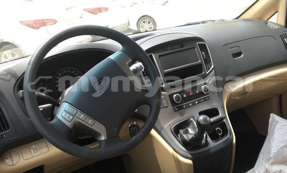 Buy Import Hyundai Accent White Car in Import - Dubai in Ayeyarwady Buy Import Hyundai Accent White Car in Import - Dubai in Ayeyarwady