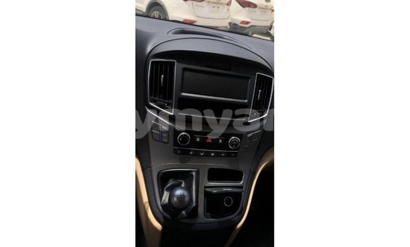 Buy Import Hyundai Accent White Car in Import - Dubai in Ayeyarwady Buy Import Hyundai Accent White Car in Import - Dubai in Ayeyarwady