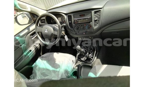 Buy Import Mitsubishi L200 White Car in Import - Dubai in Ayeyarwady Buy Import Mitsubishi L200 White Car in Import - Dubai in Ayeyarwady