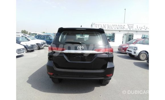 သွင်းကုန် Toyota Fortuner Black ကား Import - Dubai Ayeyarwady သွင်းကုန် Toyota Fortuner Black ကား Import - Dubai Ayeyarwady