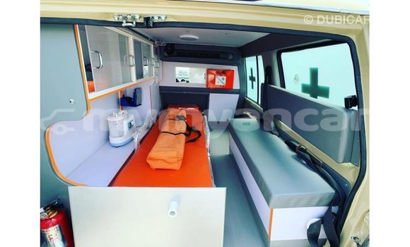 Buy Import Toyota Land Cruiser White Car in Import - Dubai in Ayeyarwady Buy Import Toyota Land Cruiser White Car in Import - Dubai in Ayeyarwady