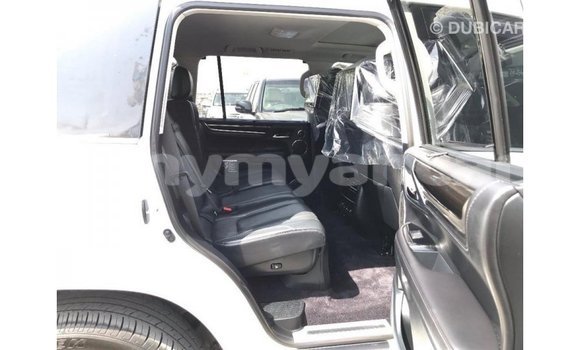 Acheter Import Voiture Lexus LX Blanc à Import - Dubai, #<Region:0x000000000c5121b8> Acheter Import Voiture Lexus LX Blanc à Import - Dubai, #<Region:0x000000000c5121b8>