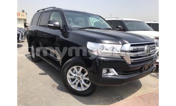 Buy Import Toyota Land Cruiser Black Car in Import - Dubai in Ayeyarwady Buy Import Toyota Land Cruiser Black Car in Import - Dubai in Ayeyarwady