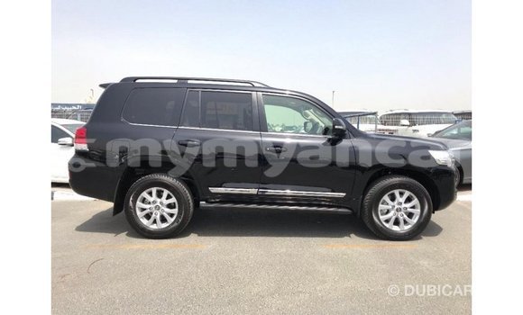 Buy Import Toyota Land Cruiser Black Car in Import - Dubai in Ayeyarwady Buy Import Toyota Land Cruiser Black Car in Import - Dubai in Ayeyarwady