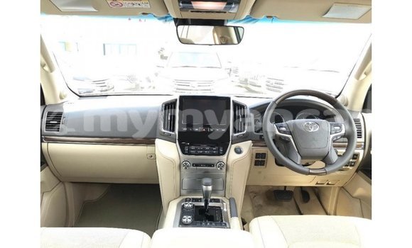 Buy Import Toyota Land Cruiser Black Car in Import - Dubai in Ayeyarwady Buy Import Toyota Land Cruiser Black Car in Import - Dubai in Ayeyarwady