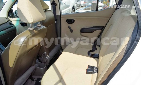 သွင်းကုန် Hyundai i10 White ကား Import - Dubai Ayeyarwady သွင်းကုန် Hyundai i10 White ကား Import - Dubai Ayeyarwady