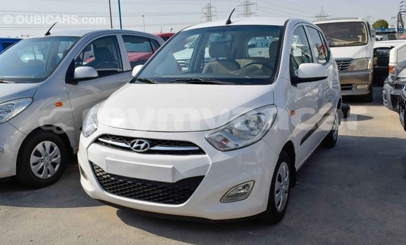 Buy Import Hyundai i10 White Car in Import - Dubai in Ayeyarwady Buy Import Hyundai i10 White Car in Import - Dubai in Ayeyarwady