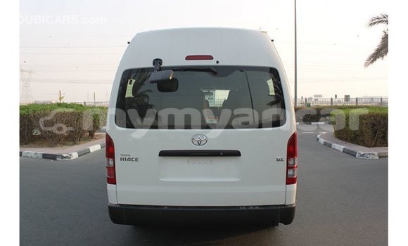 Buy Import Toyota Hiace White Car in Import - Dubai in Ayeyarwady Buy Import Toyota Hiace White Car in Import - Dubai in Ayeyarwady
