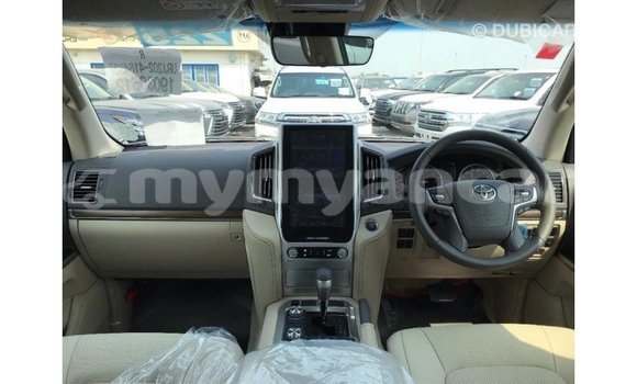 Buy Import Toyota Land Cruiser Other Car in Import - Dubai in Ayeyarwady Buy Import Toyota Land Cruiser Other Car in Import - Dubai in Ayeyarwady