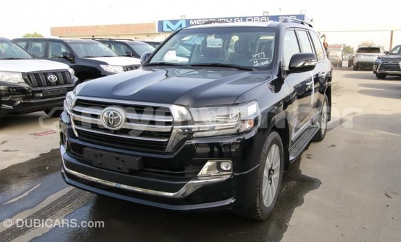 Buy Import Toyota Land Cruiser Black Car in Import - Dubai in Ayeyarwady Buy Import Toyota Land Cruiser Black Car in Import - Dubai in Ayeyarwady