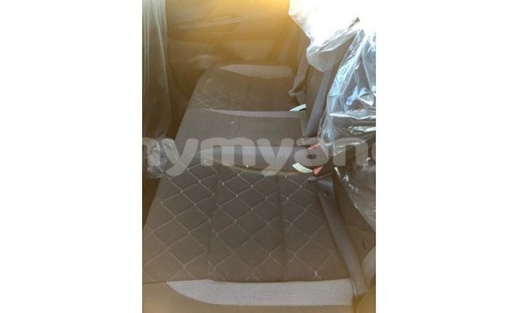 သွင်းကုန် Nissan Evalia Black ထရပ်ကား Import - Dubai Ayeyarwady သွင်းကုန် Nissan Evalia Black ထရပ်ကား Import - Dubai Ayeyarwady