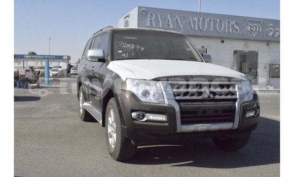 Acheter Import Voiture Mitsubishi Pajero Marron à Import - Dubai, #<Region:0x000000000c5121b8>