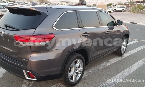 Buy Import Toyota Highlander Other Car in Import - Dubai in Ayeyarwady Buy Import Toyota Highlander Other Car in Import - Dubai in Ayeyarwady