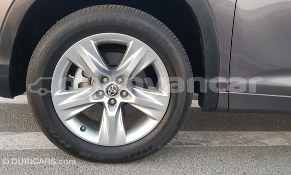 Buy Import Toyota Highlander Other Car in Import - Dubai in Ayeyarwady Buy Import Toyota Highlander Other Car in Import - Dubai in Ayeyarwady