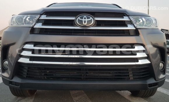 Buy Import Toyota Highlander Other Car in Import - Dubai in Ayeyarwady Buy Import Toyota Highlander Other Car in Import - Dubai in Ayeyarwady