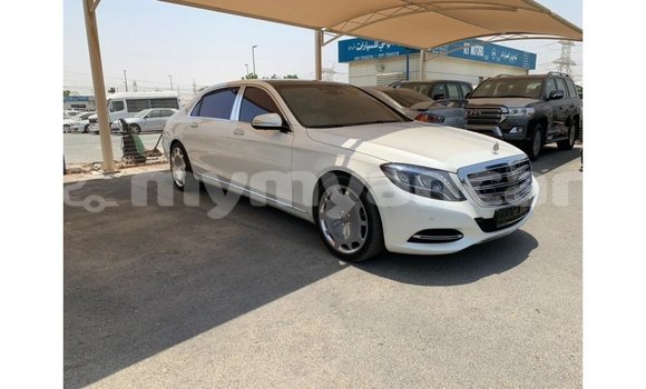 Buy Import Mercedes-Benz 190 (W201) White Car in Import - Dubai in Ayeyarwady Buy Import Mercedes-Benz 190 (W201) White Car in Import - Dubai in Ayeyarwady
