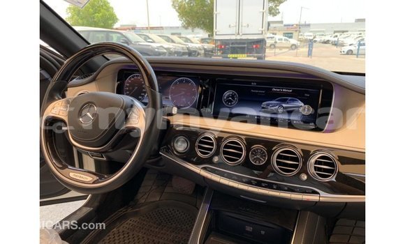 Buy Import Mercedes-Benz 190 (W201) White Car in Import - Dubai in Ayeyarwady Buy Import Mercedes-Benz 190 (W201) White Car in Import - Dubai in Ayeyarwady