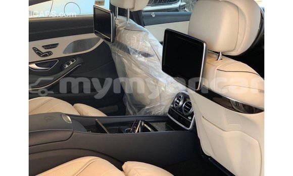 Buy Import Mercedes-Benz 190 (W201) White Car in Import - Dubai in Ayeyarwady Buy Import Mercedes-Benz 190 (W201) White Car in Import - Dubai in Ayeyarwady