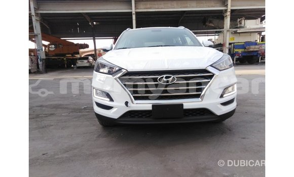 Buy Import Hyundai Tucson White Car in Import - Dubai in Ayeyarwady Buy Import Hyundai Tucson White Car in Import - Dubai in Ayeyarwady