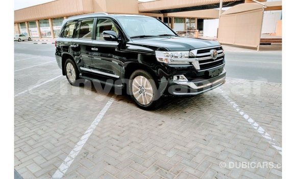 Buy Import Toyota Land Cruiser Black Car in Import - Dubai in Ayeyarwady Buy Import Toyota Land Cruiser Black Car in Import - Dubai in Ayeyarwady