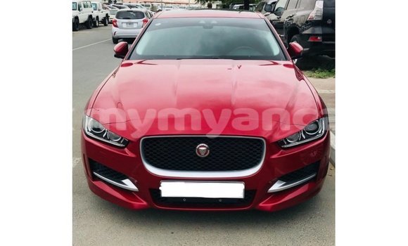 Acheter Import Voiture Jaguar XE Rouge à Import - Dubai, #<Region:0x000000000c5121b8>