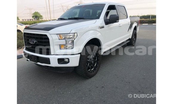 သွင်းကုန် Ford Club Wagon White ကား Import - Dubai Ayeyarwady သွင်းကုန် Ford Club Wagon White ကား Import - Dubai Ayeyarwady