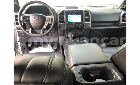 သွင်းကုန် Ford Club Wagon White ကား Import - Dubai Ayeyarwady သွင်းကုန် Ford Club Wagon White ကား Import - Dubai Ayeyarwady