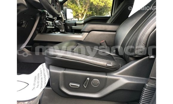 သွင်းကုန် Ford Club Wagon White ကား Import - Dubai Ayeyarwady သွင်းကုန် Ford Club Wagon White ကား Import - Dubai Ayeyarwady