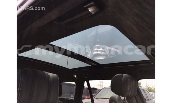 Buy Import Land Rover Range Rover Black Car in Import - Dubai in Ayeyarwady Buy Import Land Rover Range Rover Black Car in Import - Dubai in Ayeyarwady