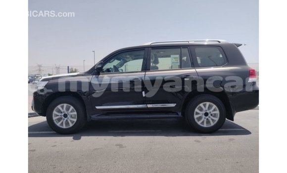 Buy Import Toyota Land Cruiser Other Car in Import - Dubai in Ayeyarwady Buy Import Toyota Land Cruiser Other Car in Import - Dubai in Ayeyarwady