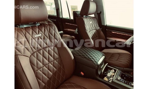 Buy Import Toyota Land Cruiser Black Car in Import - Dubai in Ayeyarwady Buy Import Toyota Land Cruiser Black Car in Import - Dubai in Ayeyarwady