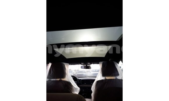 သွင်းကုန် Kia Sportage Black ကား Import - Dubai Ayeyarwady သွင်းကုန် Kia Sportage Black ကား Import - Dubai Ayeyarwady