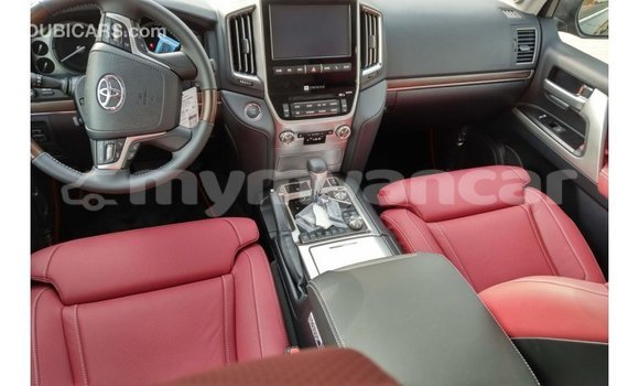 Buy Import Toyota Land Cruiser Black Car in Import - Dubai in Ayeyarwady Buy Import Toyota Land Cruiser Black Car in Import - Dubai in Ayeyarwady