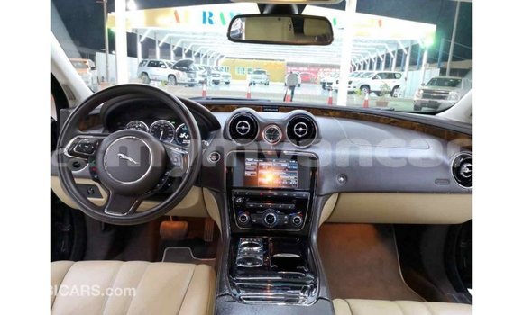 သွင်းကုန် Jaguar XJ Black ကား Import - Dubai Ayeyarwady သွင်းကုန် Jaguar XJ Black ကား Import - Dubai Ayeyarwady