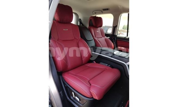 Buy Import Toyota Land Cruiser Black Car in Import - Dubai in Ayeyarwady Buy Import Toyota Land Cruiser Black Car in Import - Dubai in Ayeyarwady