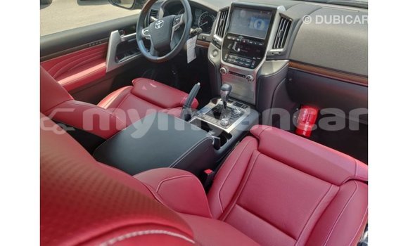 Buy Import Toyota Land Cruiser Black Car in Import - Dubai in Ayeyarwady Buy Import Toyota Land Cruiser Black Car in Import - Dubai in Ayeyarwady