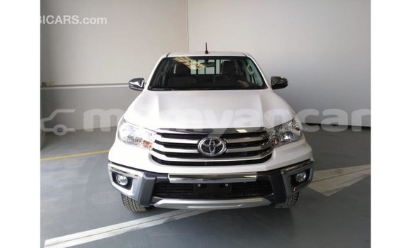Buy Import Toyota Hilux White Car in Import - Dubai in Ayeyarwady Buy Import Toyota Hilux White Car in Import - Dubai in Ayeyarwady