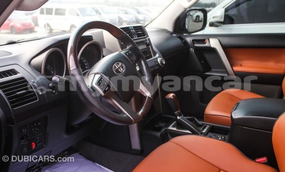 သွင်းကုန် Toyota Prado White ကား Import - Dubai Ayeyarwady သွင်းကုန် Toyota Prado White ကား Import - Dubai Ayeyarwady