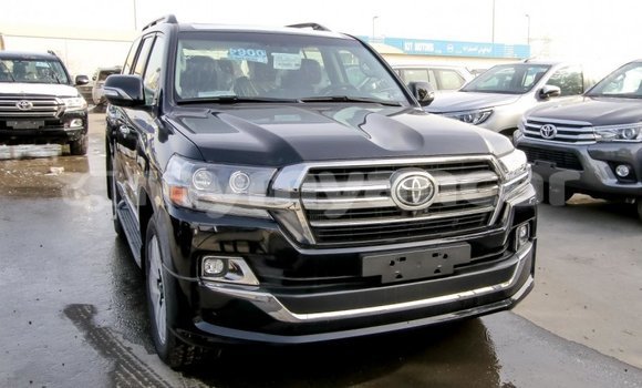 Buy Import Toyota Land Cruiser Black Car in Import - Dubai in Ayeyarwady Buy Import Toyota Land Cruiser Black Car in Import - Dubai in Ayeyarwady