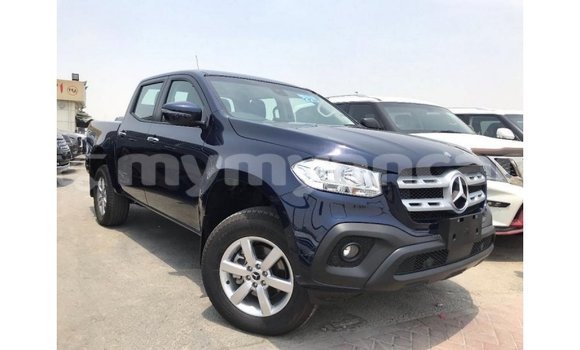 သွင်းကုန် Mercedes-Benz 250 Blue ကား Import - Dubai Ayeyarwady သွင်းကုန် Mercedes-Benz 250 Blue ကား Import - Dubai Ayeyarwady