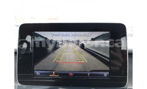 သွင်းကုန် Mercedes-Benz 250 Blue ကား Import - Dubai Ayeyarwady သွင်းကုန် Mercedes-Benz 250 Blue ကား Import - Dubai Ayeyarwady