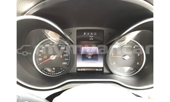 သွင်းကုန် Mercedes-Benz 250 Blue ကား Import - Dubai Ayeyarwady သွင်းကုန် Mercedes-Benz 250 Blue ကား Import - Dubai Ayeyarwady